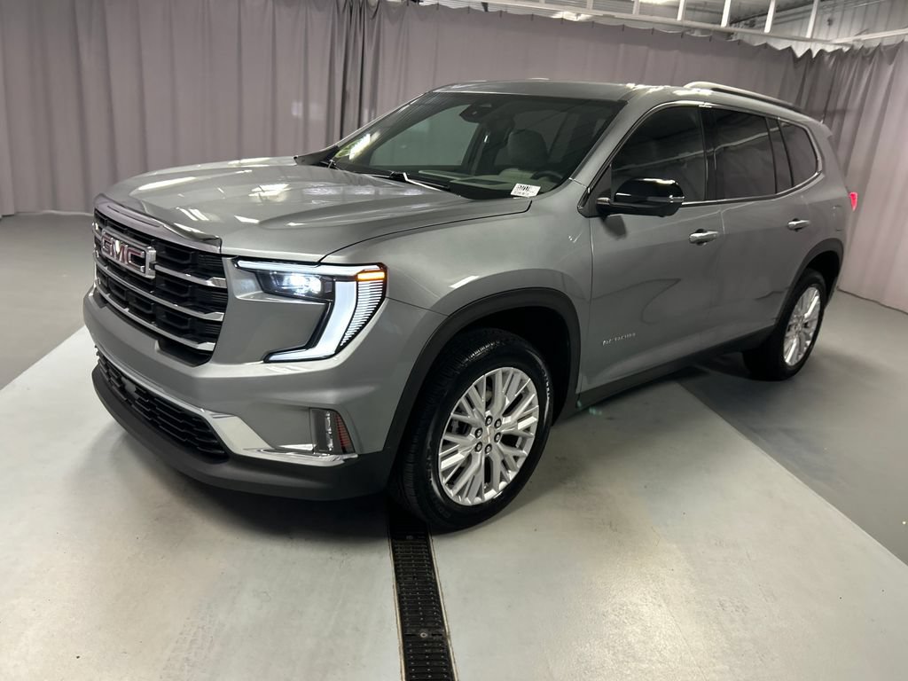 Used 2026 GMC Acadia Elevation w/ Elevation Premium Package FWD image 3