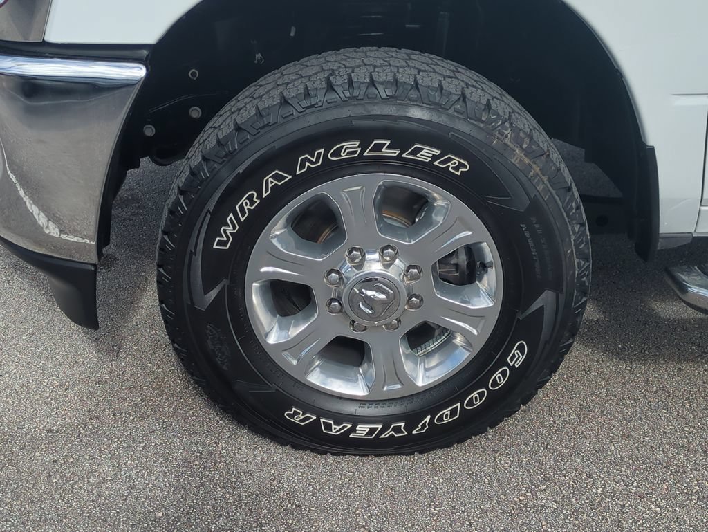 Used 2024 RAM 2500 Big Horn AWD/4WD image 12