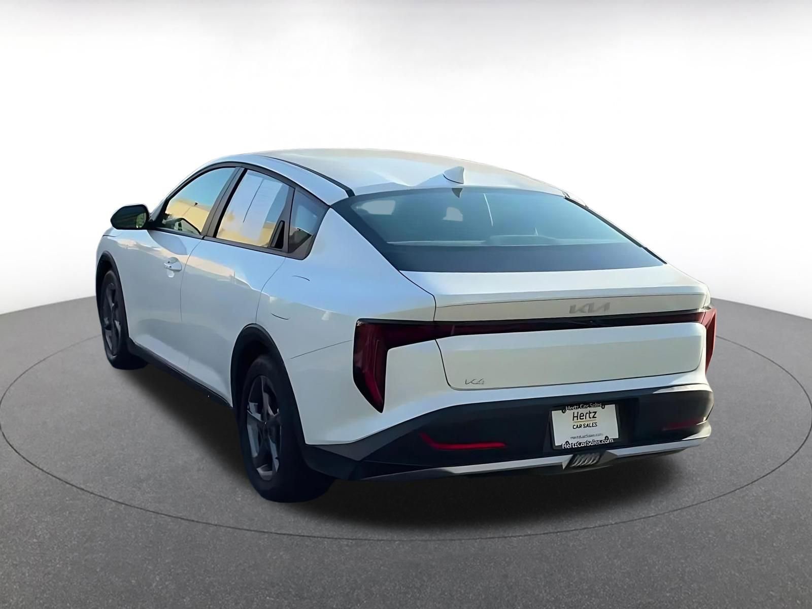 Used 2025 Kia K4 LXS image 11