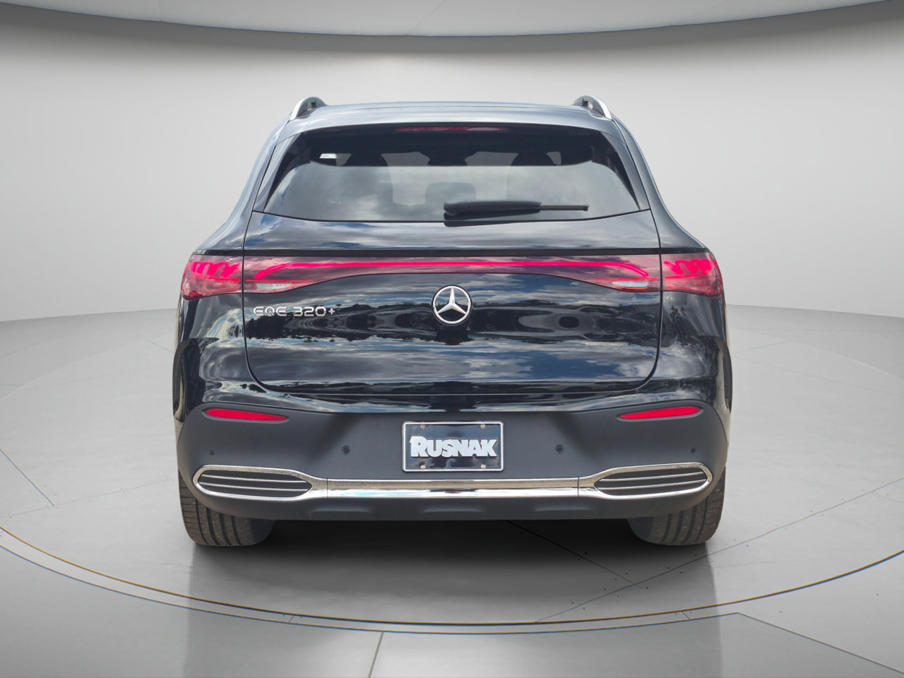 New 2027 Mercedes-Benz EQE 320+ SUV image 3