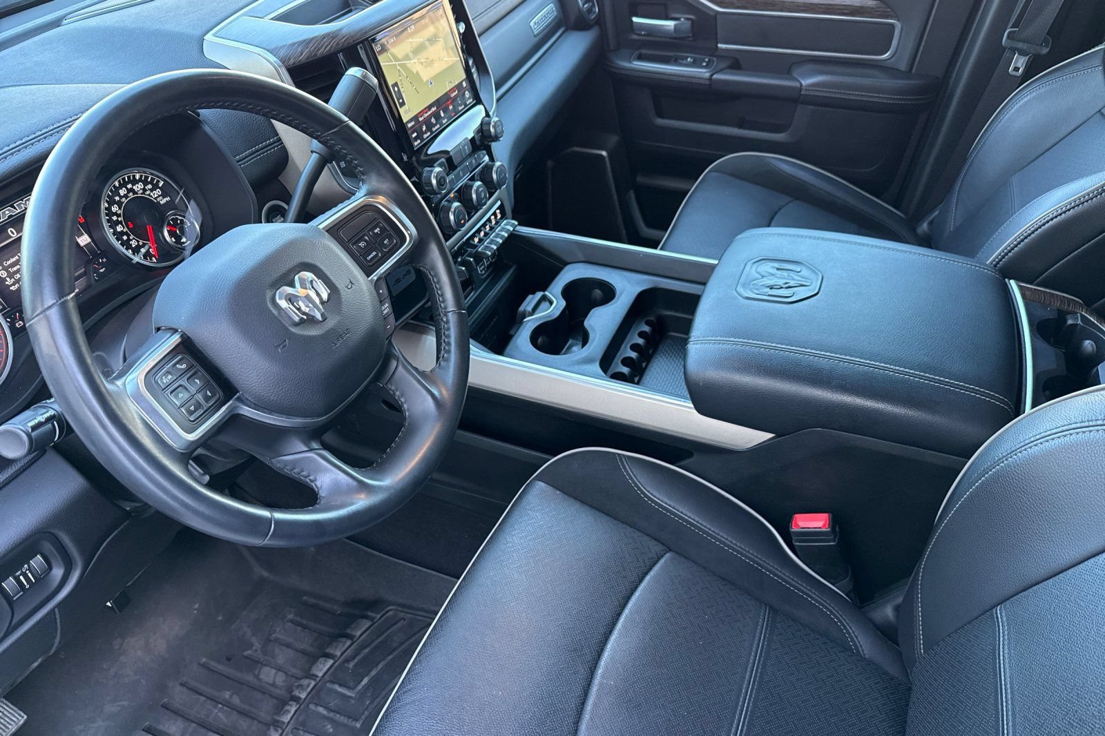 Used 2021 RAM 3500 Laramie AWD/4WD image 10