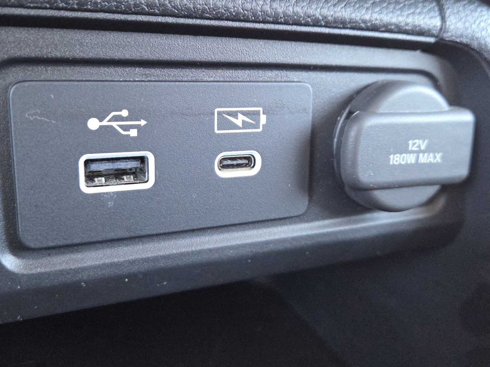 Used 2025 Honda Pilot EX-L image 31