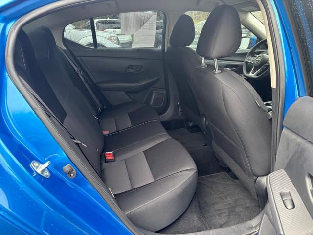 Used 2024 Nissan Sentra SV FWD image 13