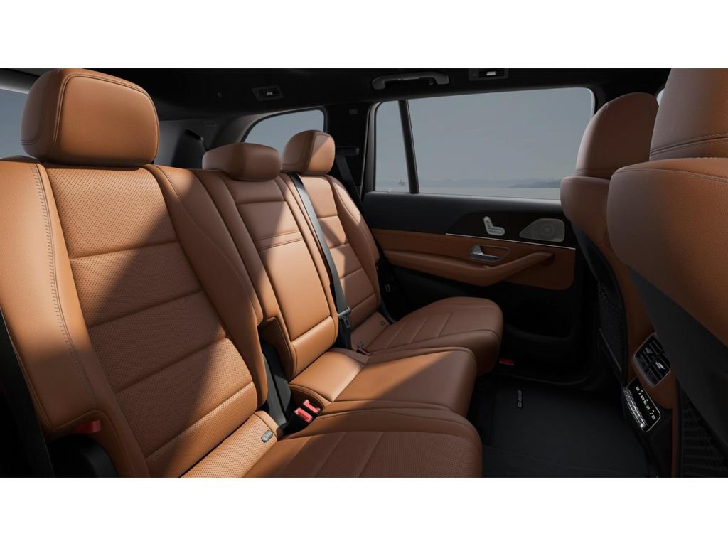 New 2027 Mercedes-Benz GLS 450 4MATIC image 5