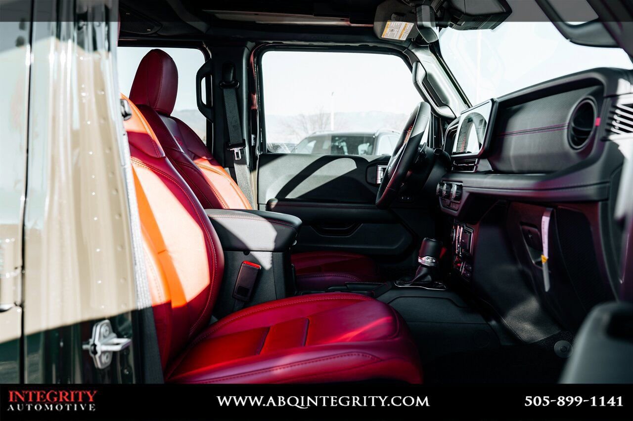 Used 2024 Jeep Wrangler Unlimited Rubicon 392 image 50