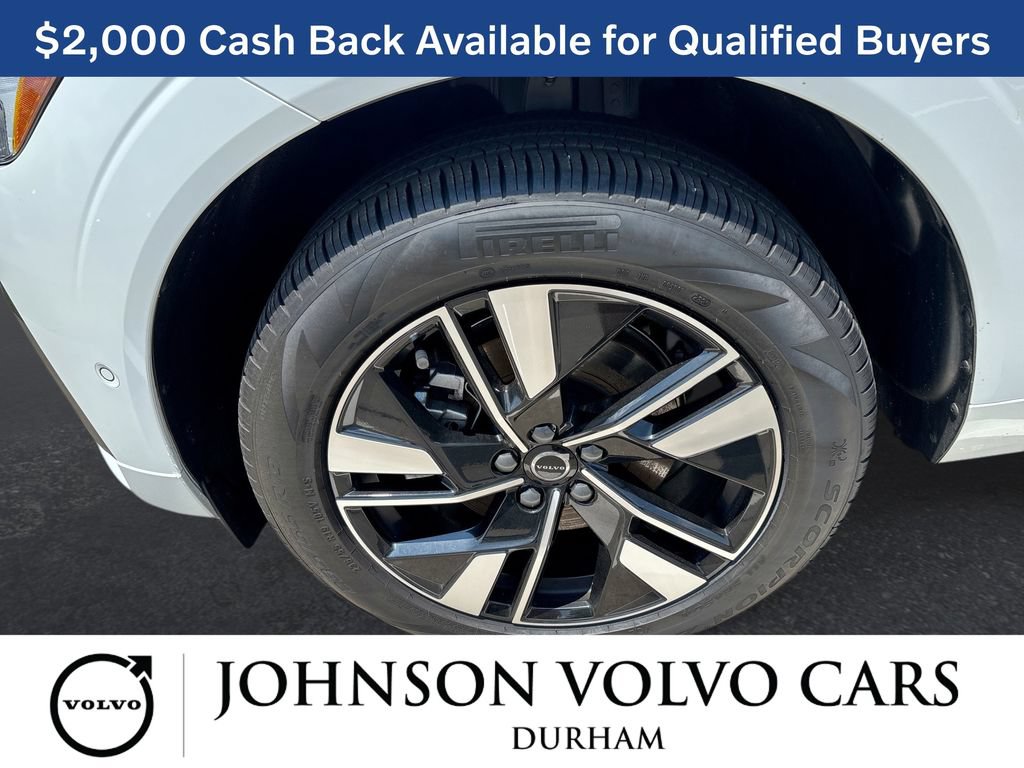 New 2026 Volvo XC60 B5 Plus w/ Protection Package Premier AWD/4WD image 19