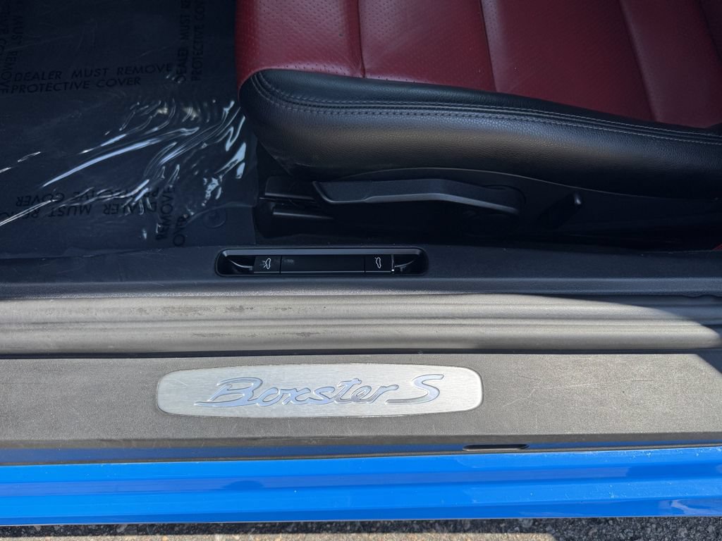 Used 2023 Porsche 718 Boxster S RWD image 25