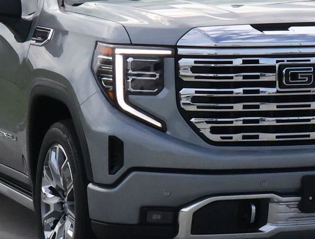 Used 2023 GMC Sierra 1500 Denali w/ Denali Reserve Package image 7