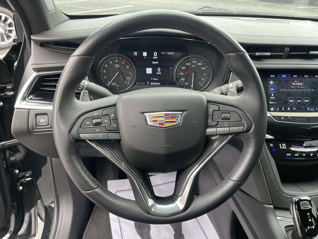 Used 2024 Cadillac XT6 Sport w/ Technology Package AWD/4WD image 14