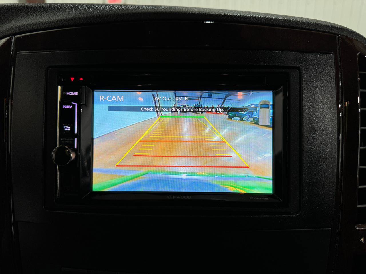 Used 2016 Mercedes-Benz Metris Passenger image 30