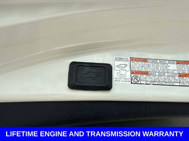 Used 2018 Toyota RAV4 Limited FWD image 13