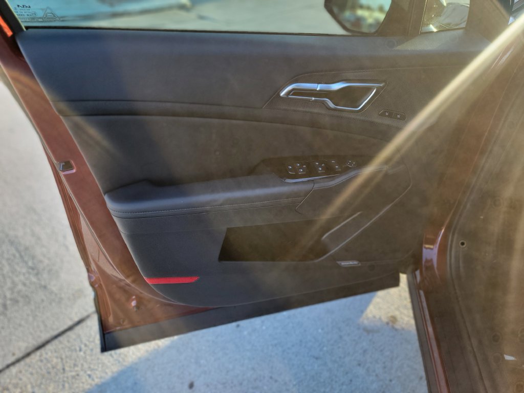 Used 2025 Kia Sportage SX FWD image 10