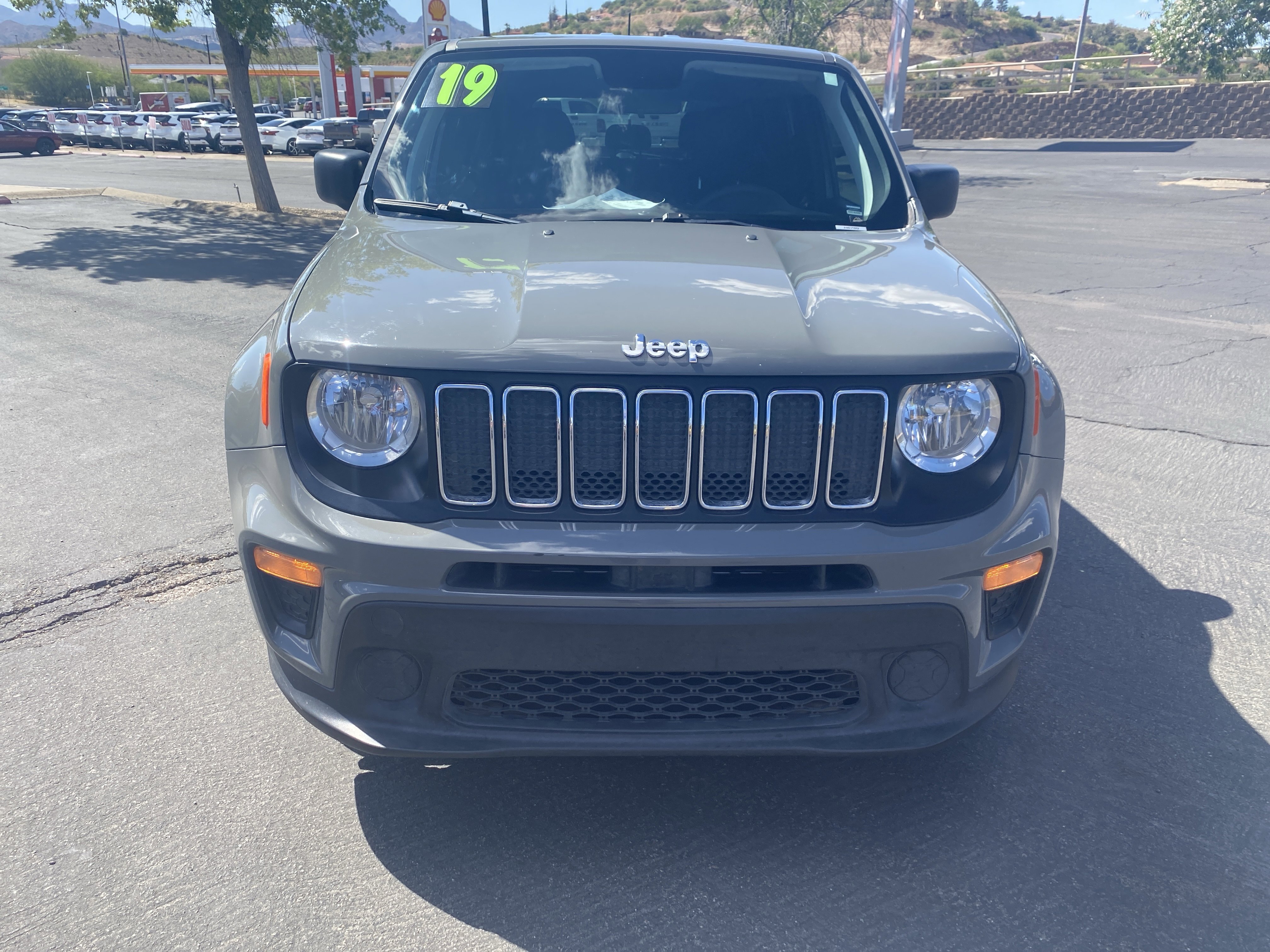 Used 2019 Jeep Renegade Sport FWD image 6