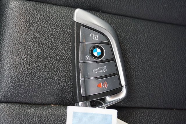 Used 2018 BMW 530e xDrive w/ Premium Package 2 image 22