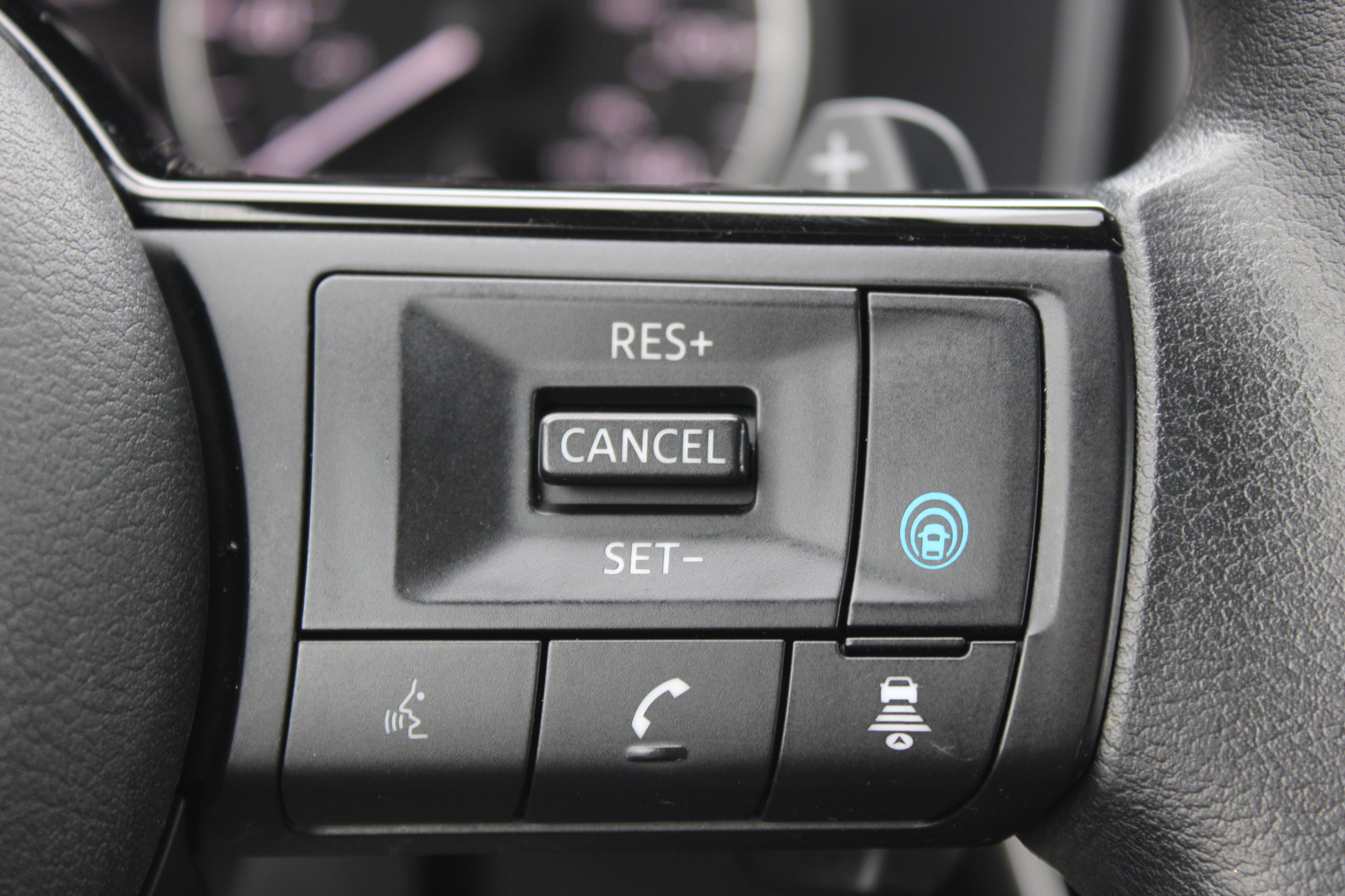 Certified 2023 Nissan Rogue SV image 24