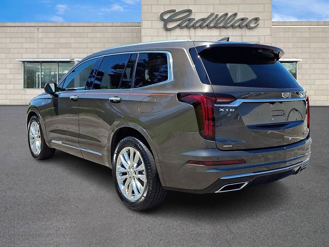 Used 2020 Cadillac XT6 Premium Luxury w/ Platinum Package AWD/4WD image 4
