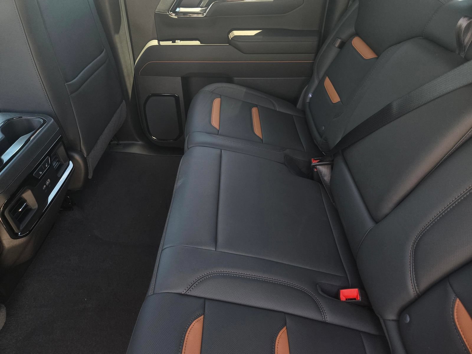 New 2026 GMC Sierra 1500 AT4 w/ AT4 Preferred Package AWD/4WD image 5
