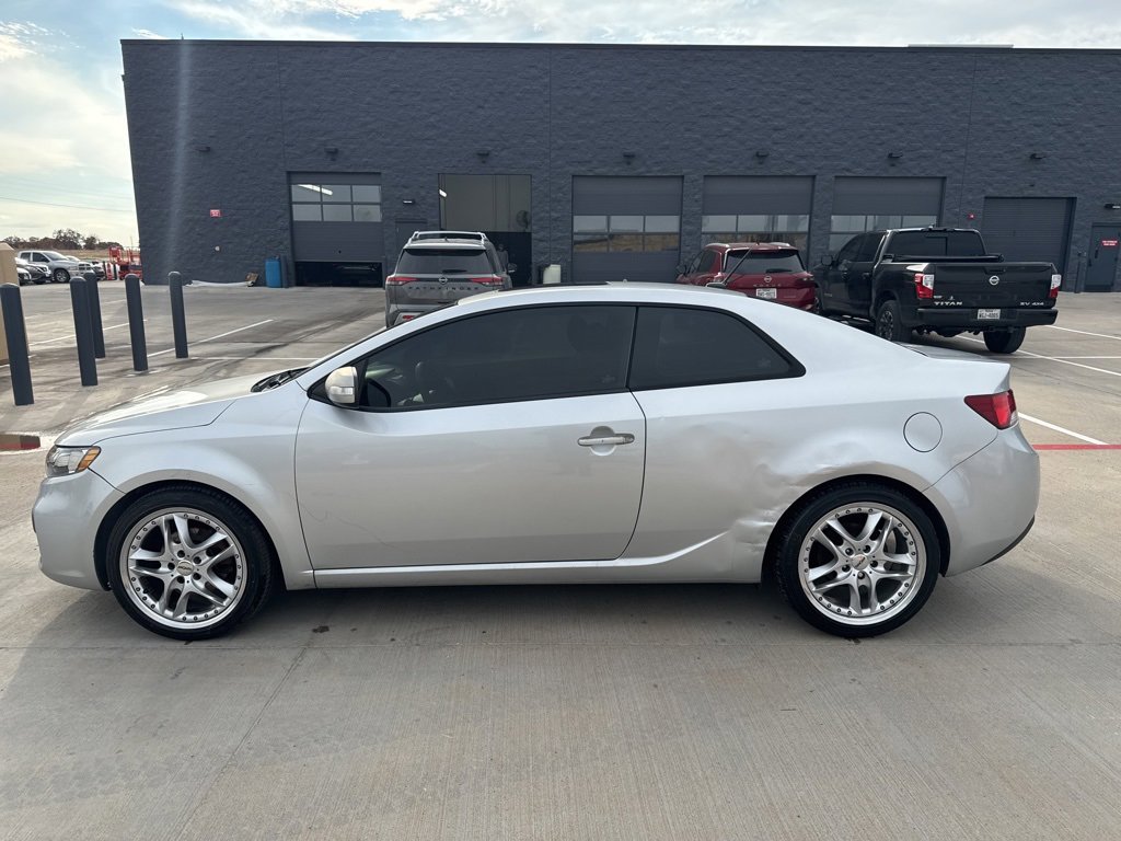 Used 2010 Kia Forte Koup EX image 8