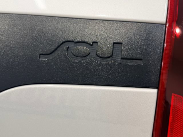 Used 2020 Kia Soul LX FWD image 18