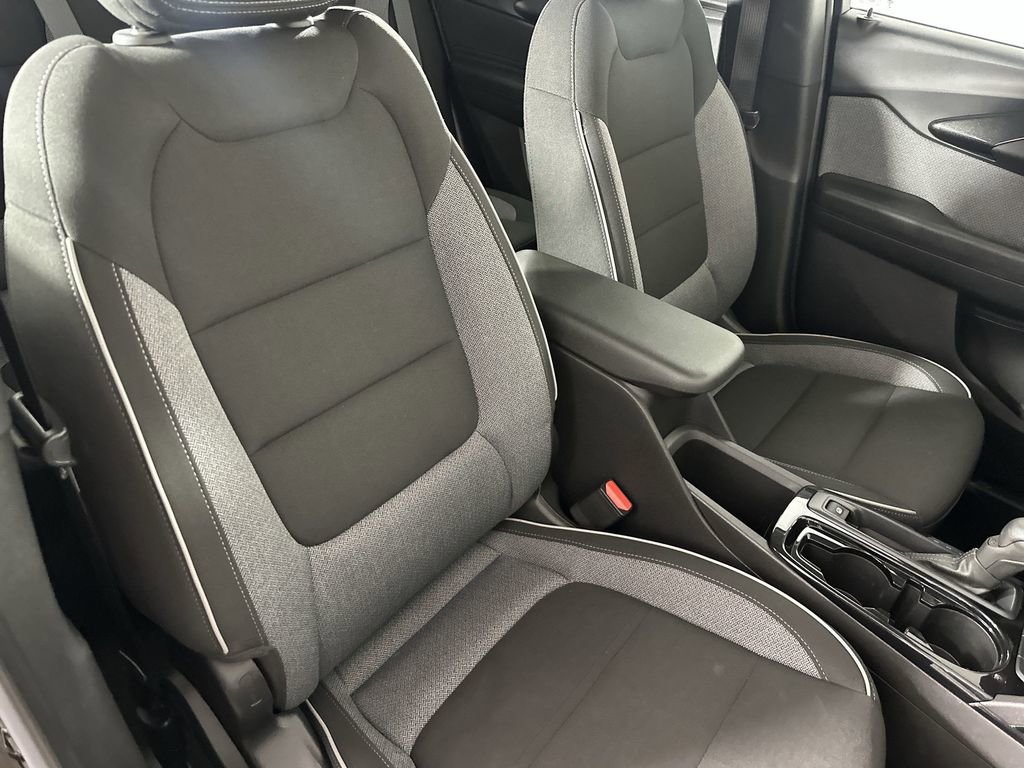 Used 2023 Chevrolet TrailBlazer LS FWD image 27