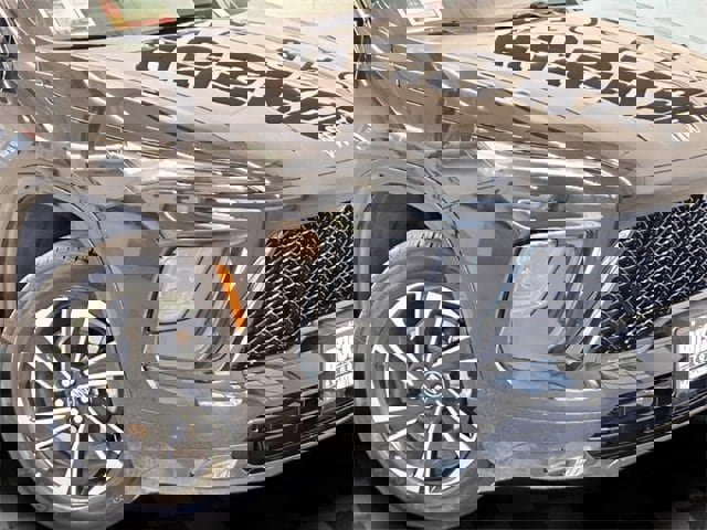 Certified 2025 Buick Enclave Sport Touring image 33