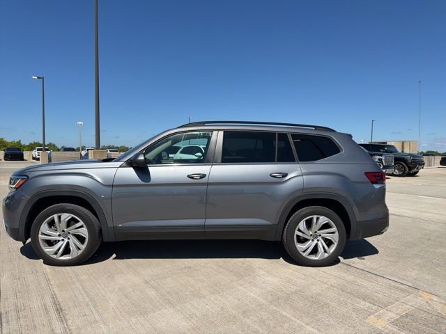 Used 2022 Volkswagen Atlas SE w/ Panoramic Sunroof Package image 6