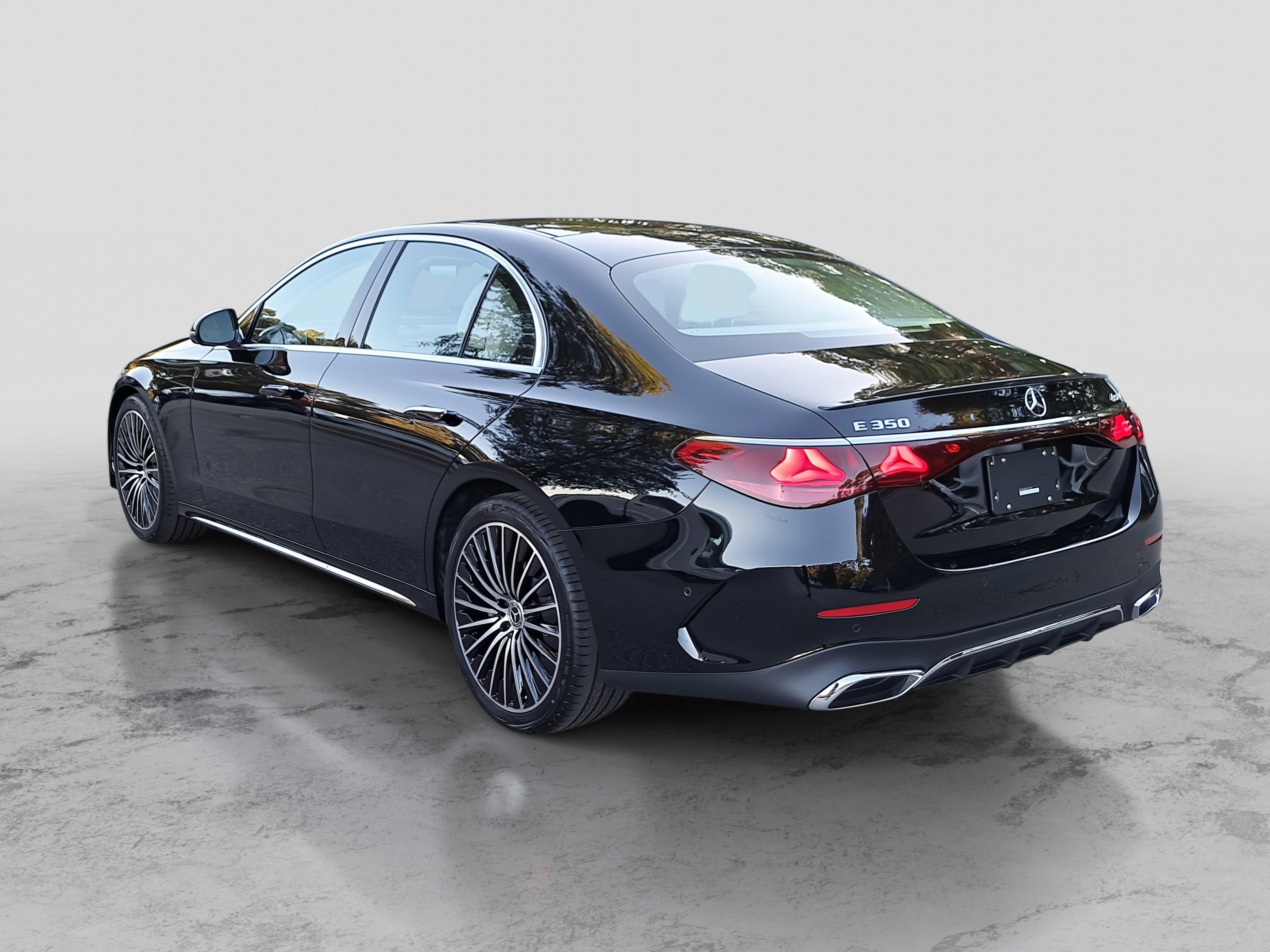 New 2026 Mercedes-Benz E 350 4MATIC Sedan image 7