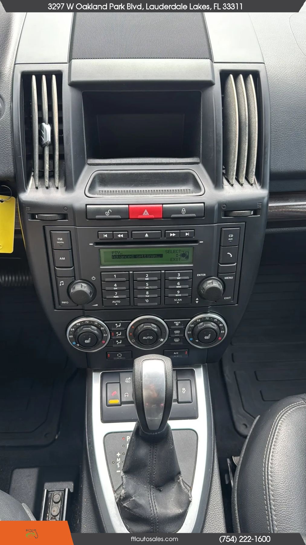 Used 2011 Land Rover LR2 HSE AWD/4WD image 71