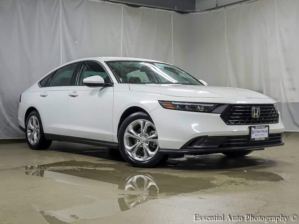 Used 2023 Honda Accord LX video 2