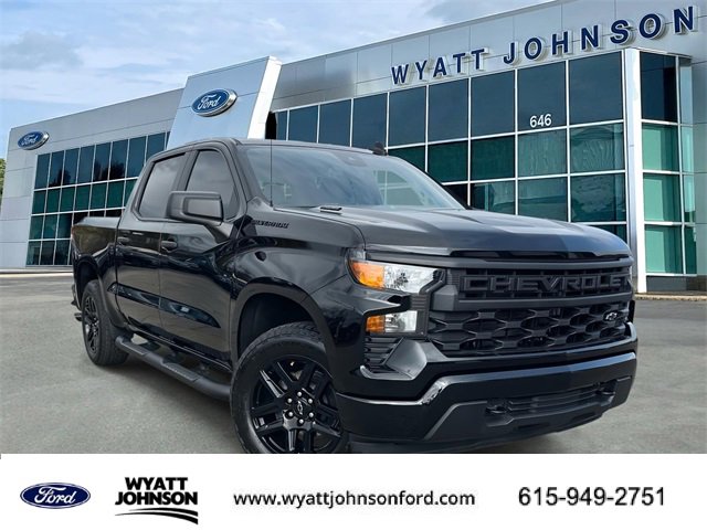 Used 2025 Chevrolet Silverado 1500 Custom w/ Turbomax Blackout Package image 1