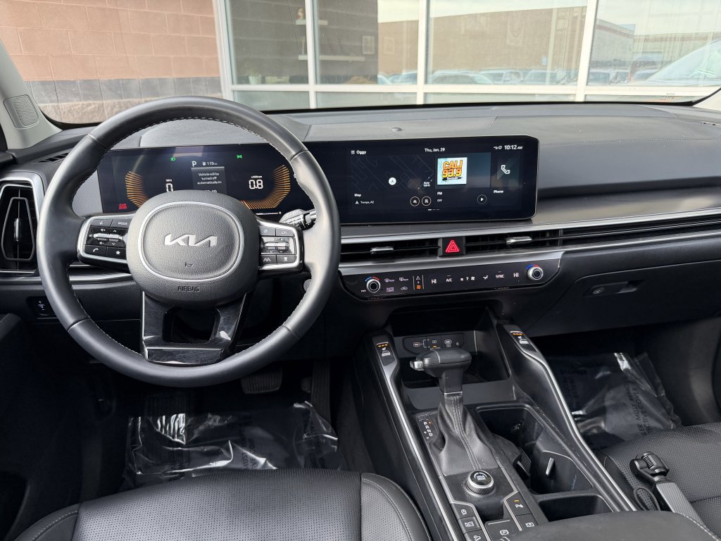 Used 2024 Kia Sorento S w/ Panoramic Sunroof Package image 16