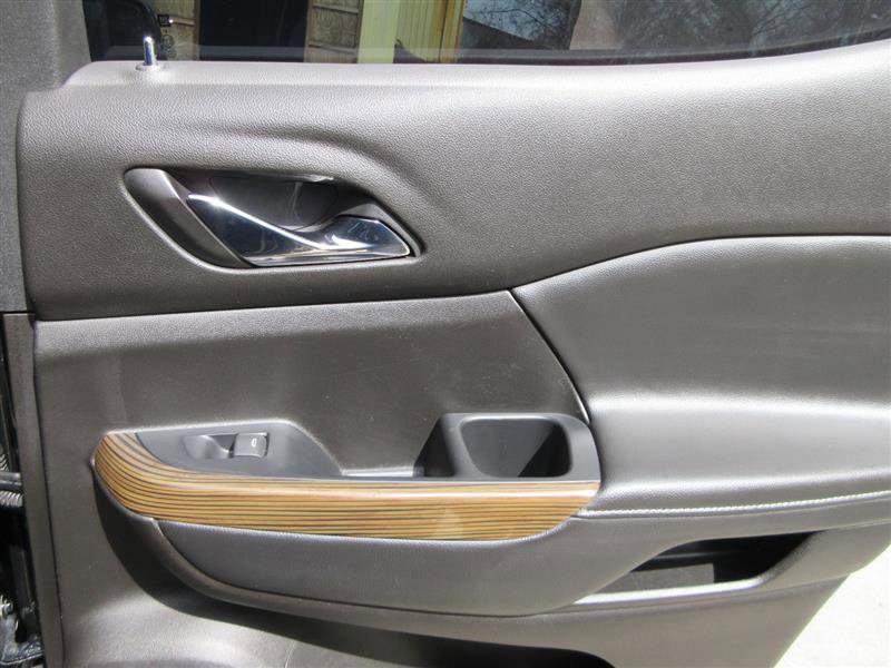 Used 2022 GMC Acadia SLE w/ Driver Convenience Package image 29