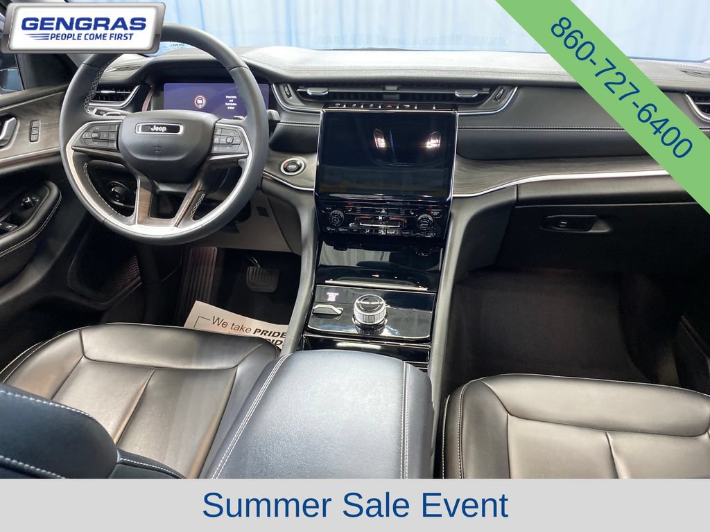 Used 2023 Jeep Grand Cherokee L Limited AWD/4WD image 41