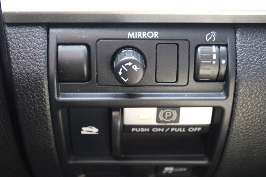 Used 2013 Subaru Outback 2.5i AWD/4WD image 26