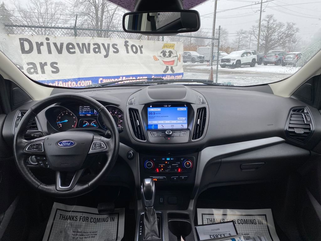 Used 2019 Ford Escape SEL image 18