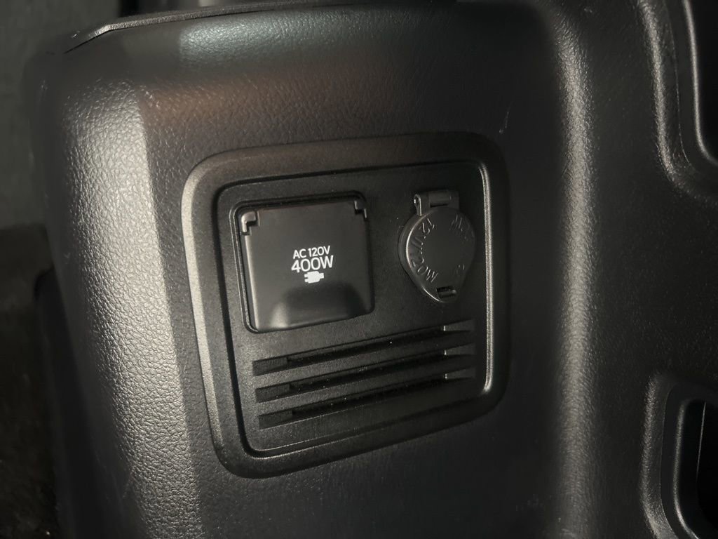 Used 2024 Toyota 4Runner TRD Off-Road Premium image 30