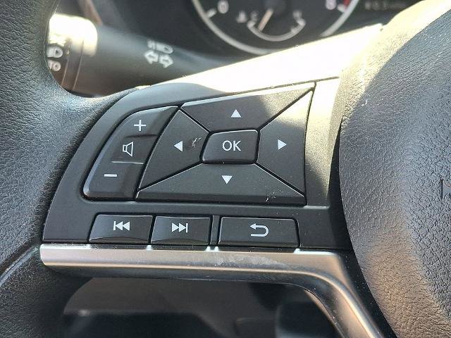 Certified 2024 Nissan Sentra SV FWD image 21