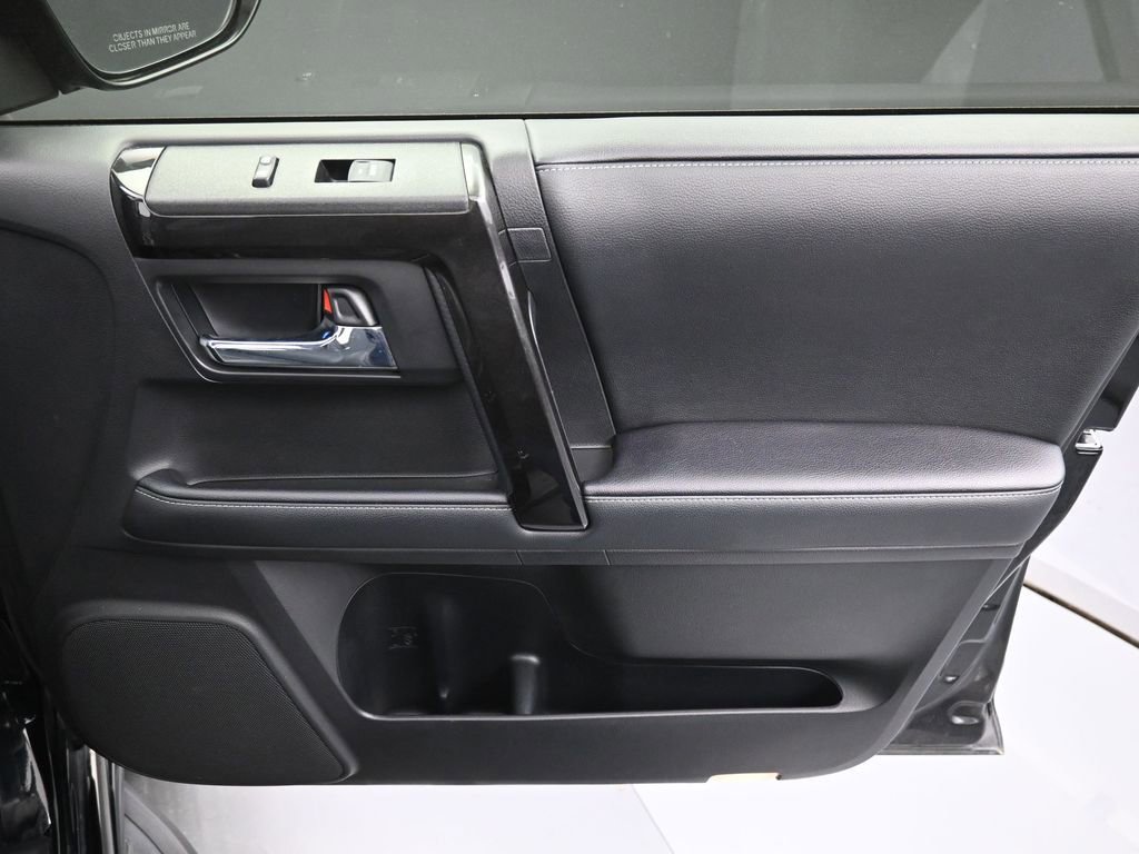 Used 2020 Toyota 4Runner Nightshade image 37