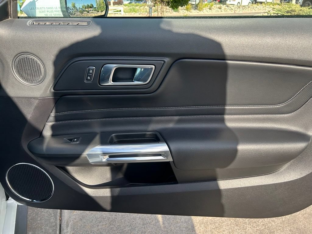 Used 2019 Ford Mustang GT Premium w/ Equipment Group 401A RWD image 29