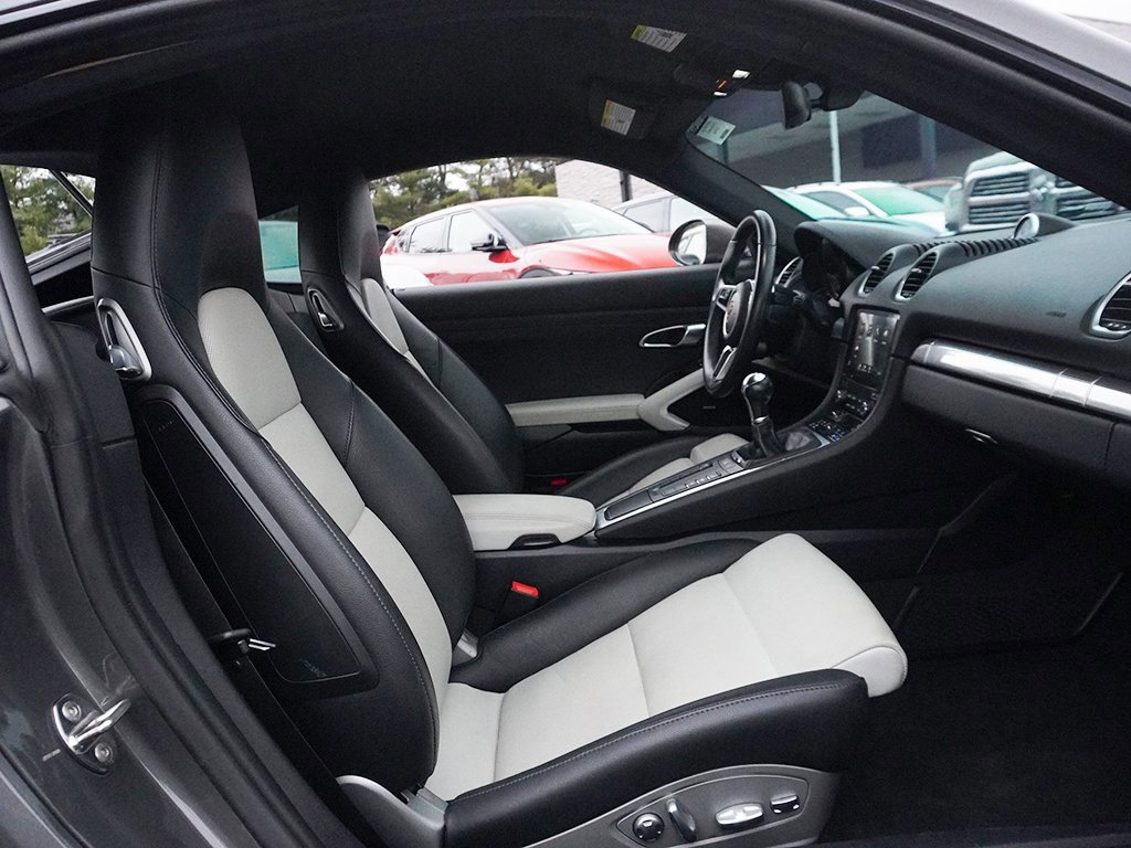 Used 2019 Porsche 718 Cayman S image 30