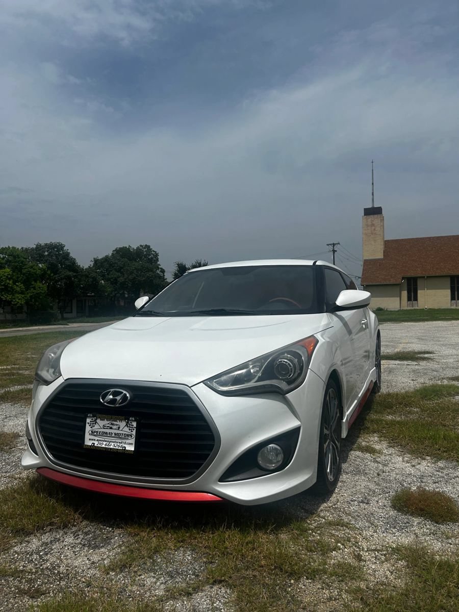 Used 2016 Hyundai Veloster Turbo R-Spec FWD image 1