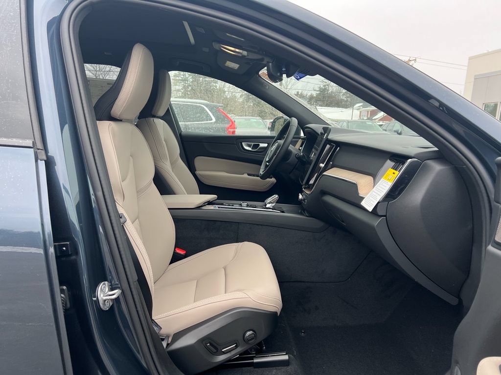 New 2026 Volvo XC60 B5 Plus w/ Protection Package Premier AWD/4WD image 27