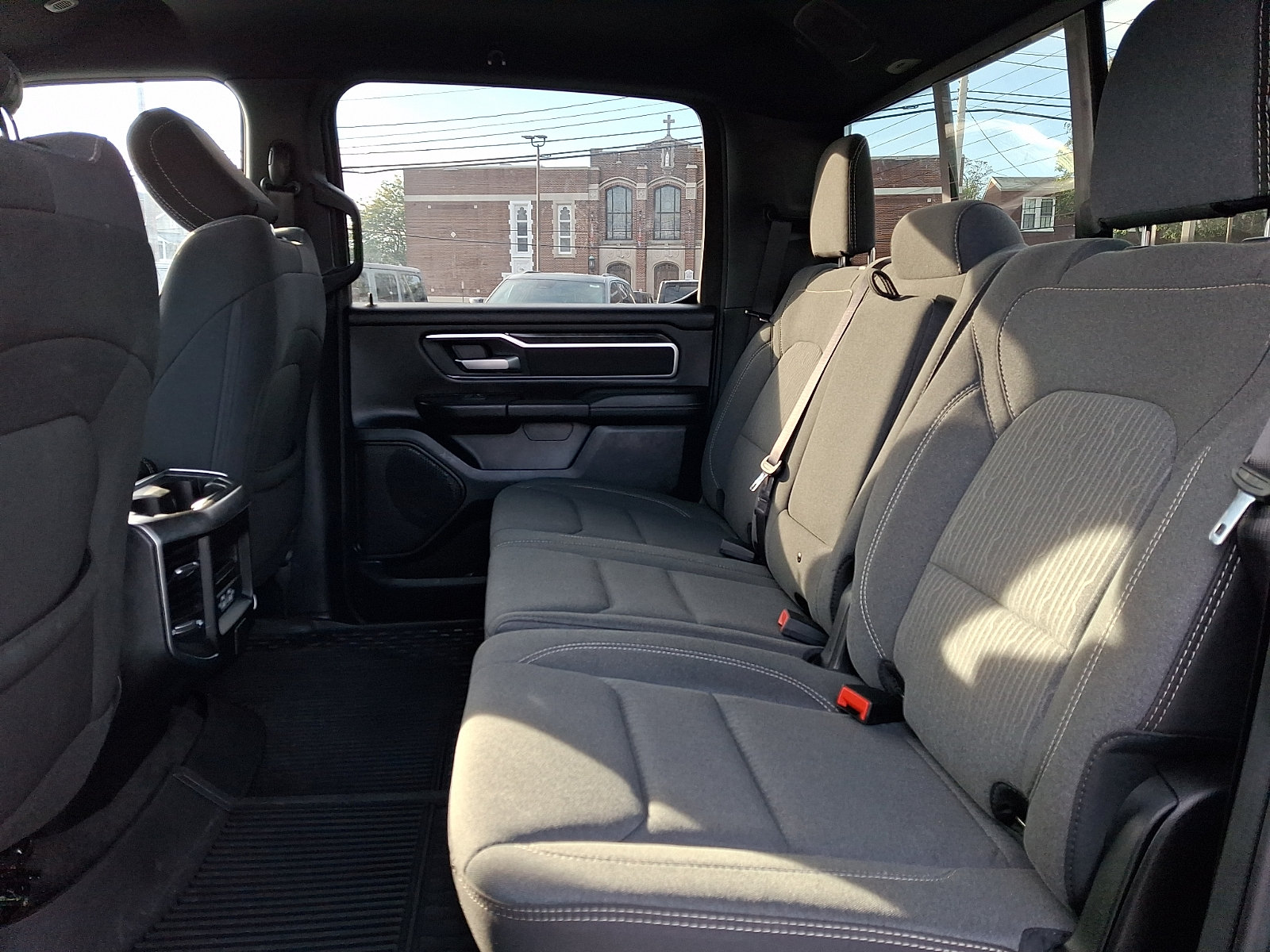 Used 2024 RAM 1500 Big Horn AWD/4WD image 10
