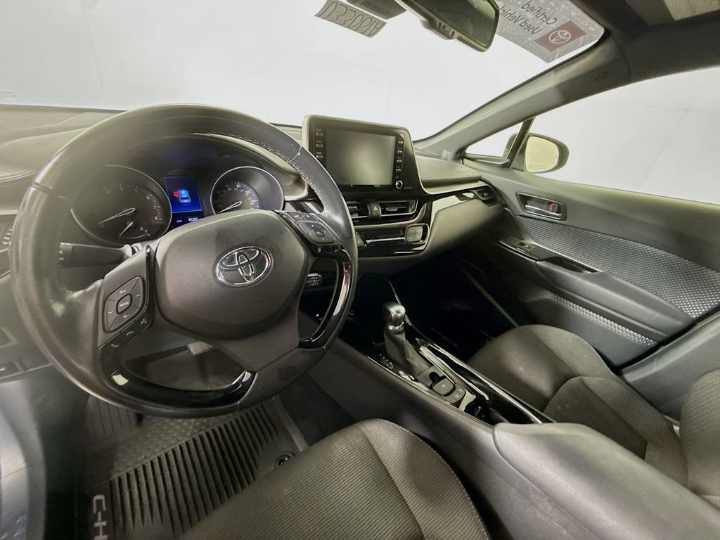 Certified 2019 Toyota C-HR XLE image 19