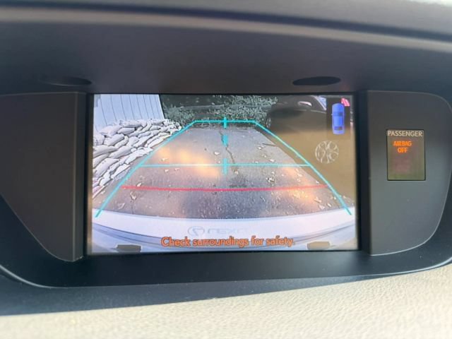 Used 2013 Lexus ES 300h w/ Luxury Pkg FWD image 25
