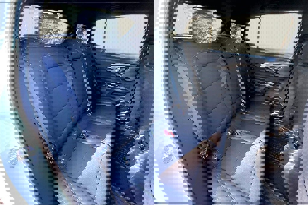 New 2026 Chevrolet Equinox EV LT w/ Comfort Package image 6