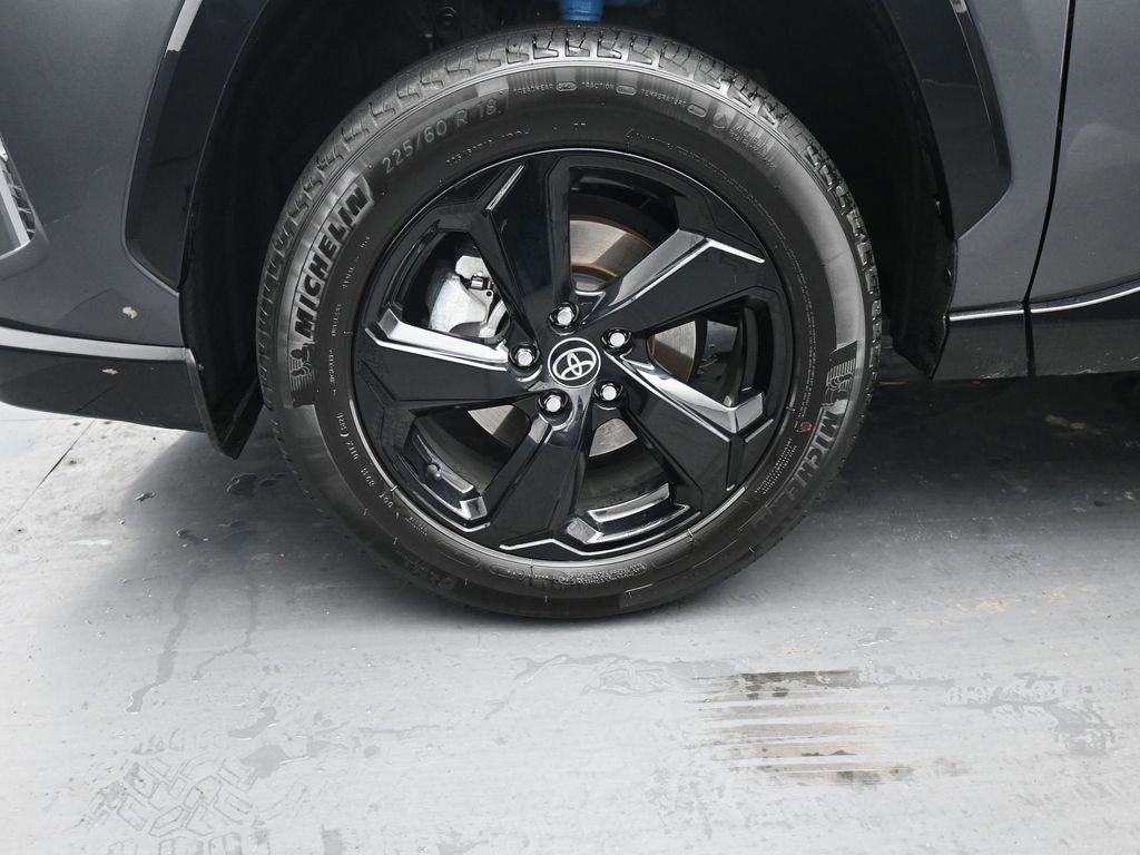 Used 2021 Toyota RAV4 XSE image 12