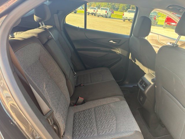Used 2023 Chevrolet Equinox LT AWD/4WD image 13