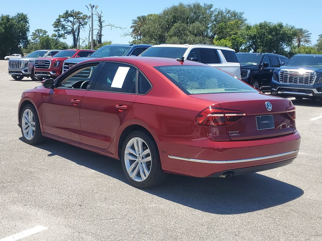 Used 2019 Volkswagen Passat 2.0T Wolfsburg w/ Wheels & Sunroof Package FWD image 4