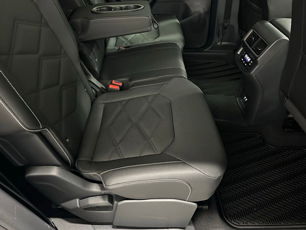 Used 2025 Volkswagen Atlas SE image 56